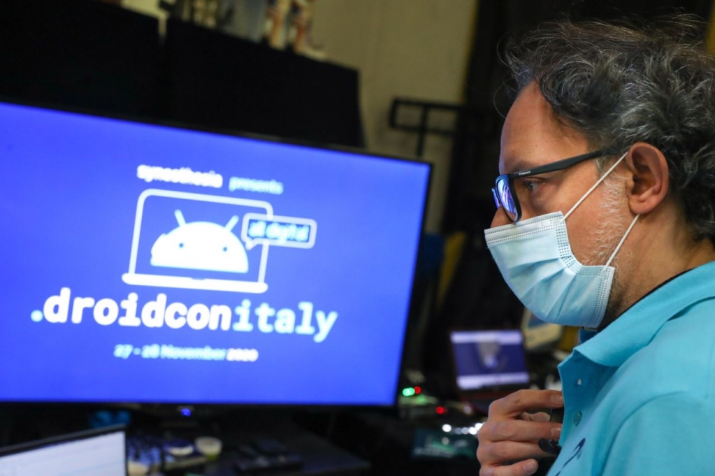 synesthesiait's tweet image. Ultima giornata di droidcon Italy 2020. 
Qualche scatto rubato dal #backstage per raccontarvi questo evento straordinario. 🎬🎥
Continuate a seguirci in #livestreaming... 👨‍💻
#androidconnected #droidconit #synesthesia #android #androiddeveloper #eventidigitali #digitalevents