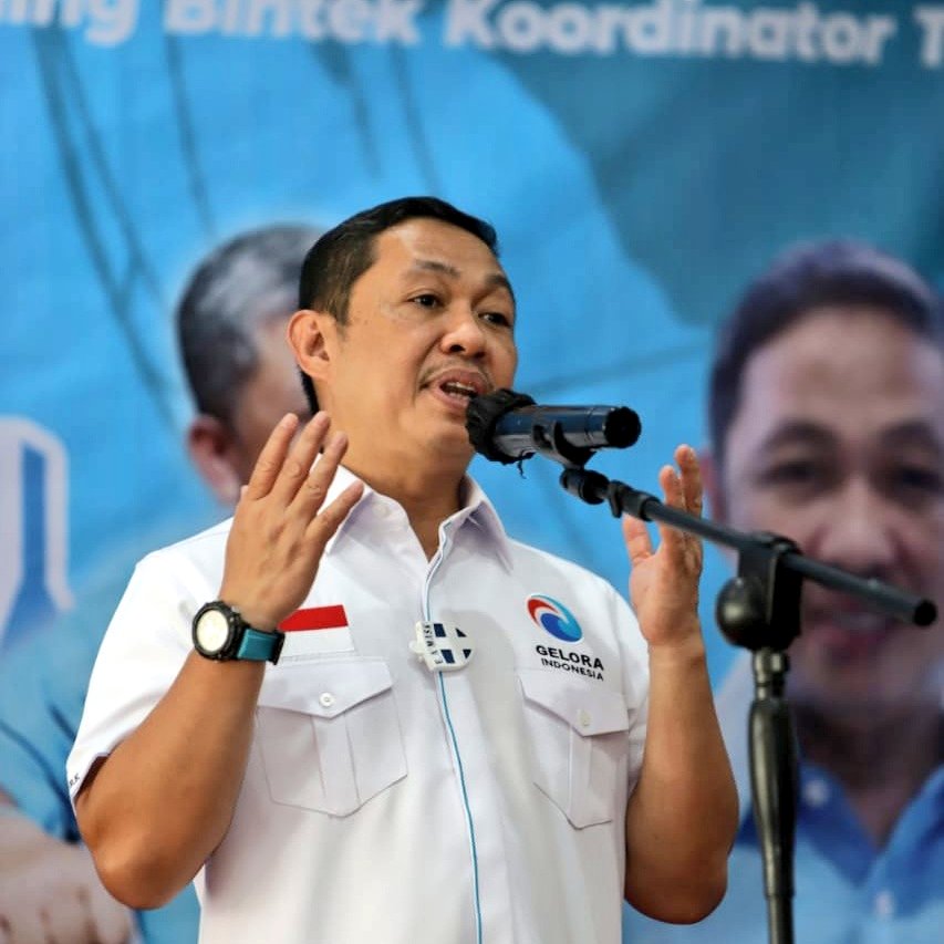 partaigeloraid's tweet photo. Anis Matta: Usung Konsep Smart City, Kota Tangerang Selatan Layak Jadi Kota Bertaraf Internasional https://t.co/VQNqXtz2gC

#geloraindonesia #geloratangsel #anismatta #tangsel #GELORAkansemangatindONEsia https://t.co/ANUAlFvu1D