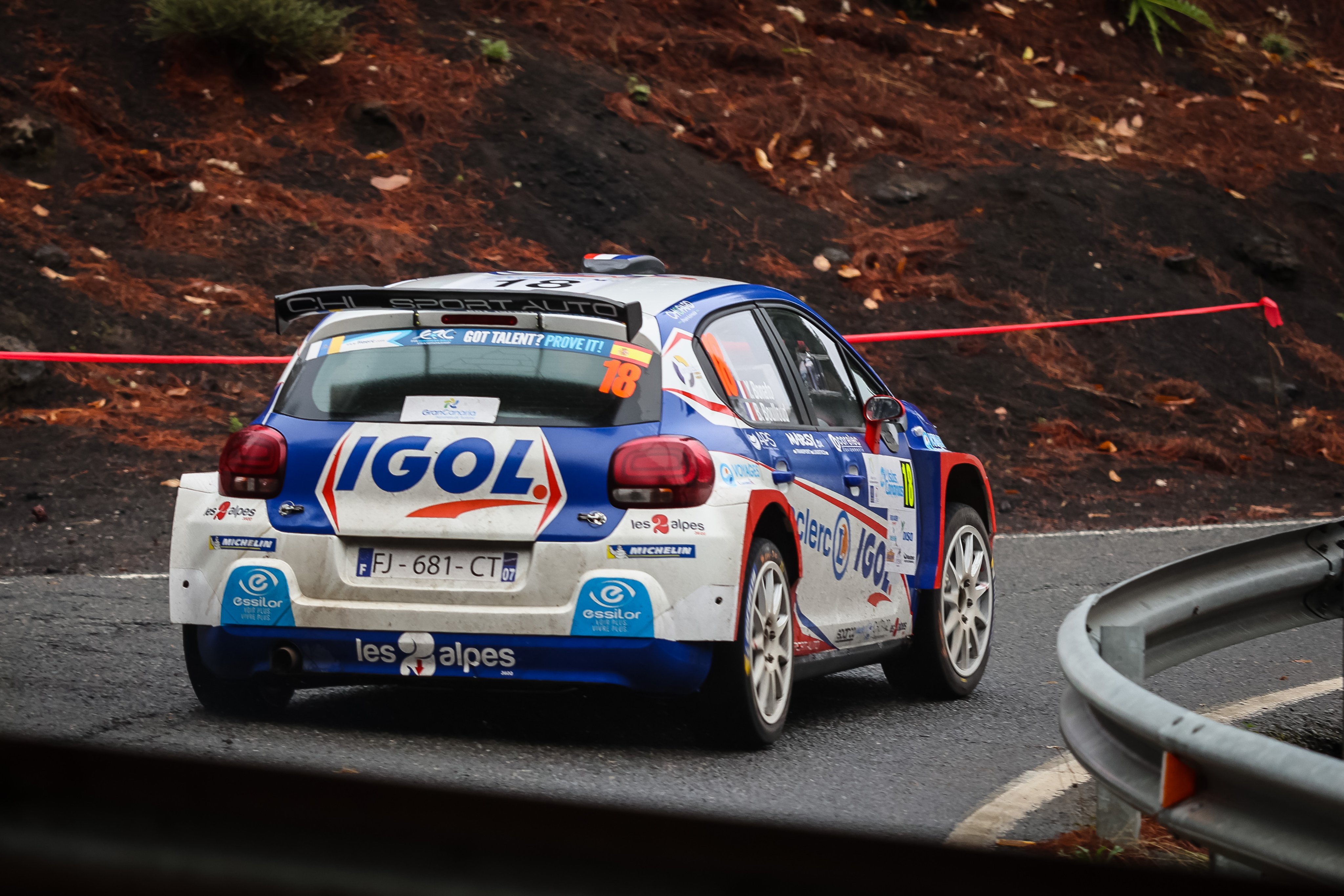 ERC + SCER + CERA: 44º Rallye Islas Canarias [26-28 Noviembre] - Página 8 En67C6OW8AAJ8_s?format=jpg&name=4096x4096