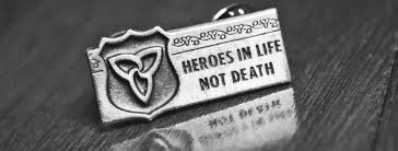 Today, on Manitoulin Island a family says good by to a son, brother, husband, and father. His life has been taken tragically for doing his job! Rest in peace Provincial Constable Marc Hovingh. https://t.co/p60kC8bqDV