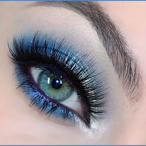 Hola chicas os invito a mirar mi blog os espero fantasticmakeup1.blogspot.com/?m=1