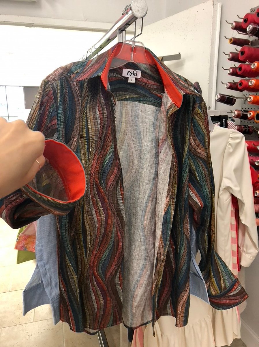 rnkl_designs's tweet photo. Did you know our shirts are created using the world's finest Irish linen and are made right here in New Orleans? Here are some examples. #nola #consciousapparel #plasticfree https://t.co/t1jKoK9Qp8
