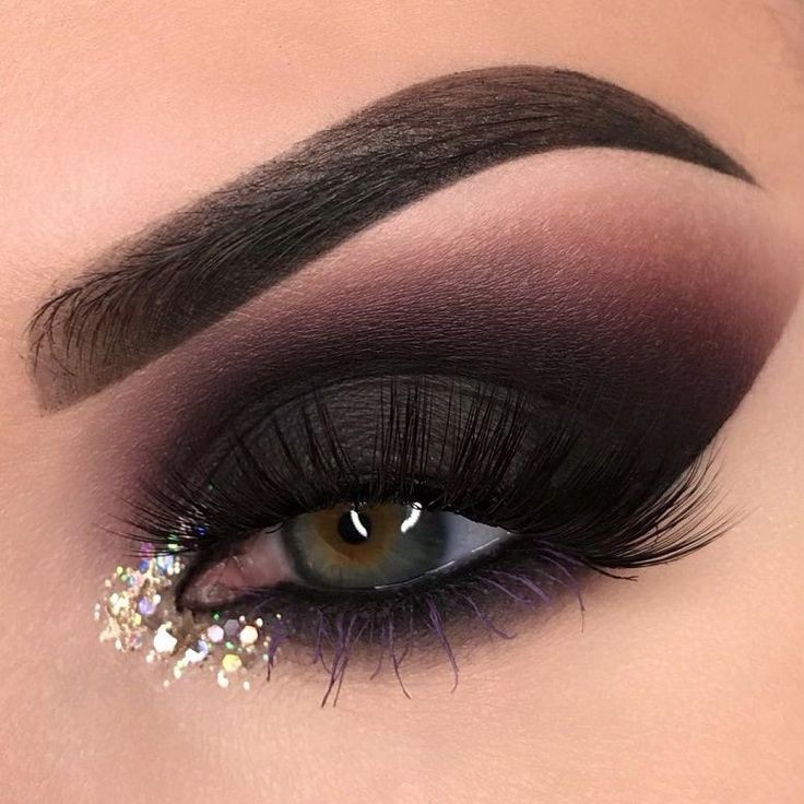 Hola chicas os invito a visitar mi blog makeupfantastic.jimdofree.com os espero