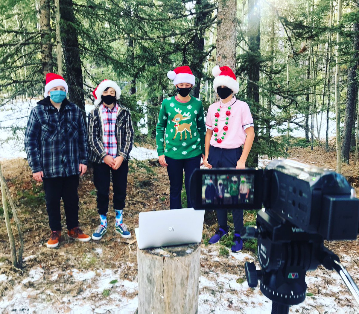 dwmorris1's tweet photo. RT @bandedpeakrvs: The @bandedpeakrvs quartet prepares for our online Christmas Concert by singing and filming their version of a holiday classic (ahead of moving to Online School on Monday). #rvsed https://t.co/vU7V3ewVY8 #Innovatorscan