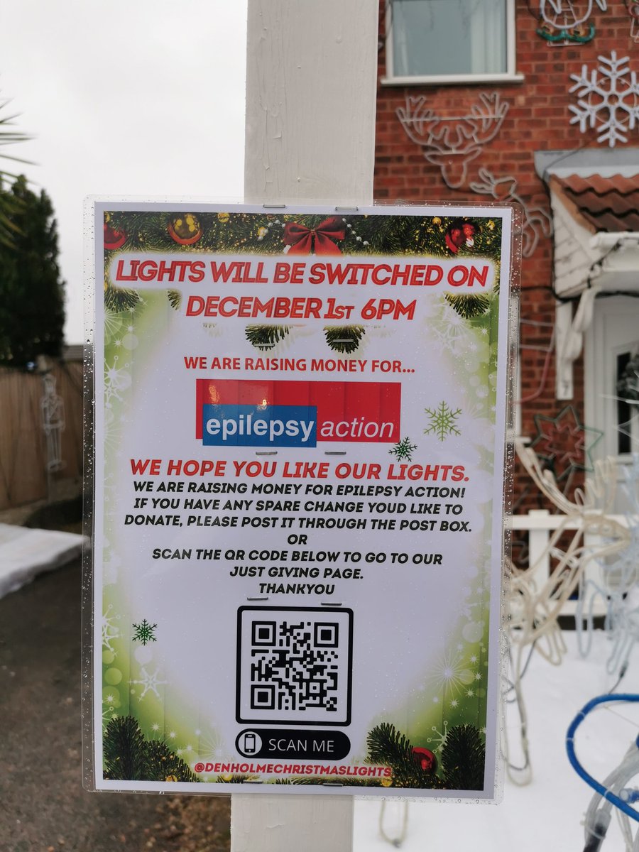 9799heys's tweet photo. Seen some amazing Christmas lights on patrol the last few weeks but this one has a special purpose #communityspirit https://t.co/Rh28KaGG5M