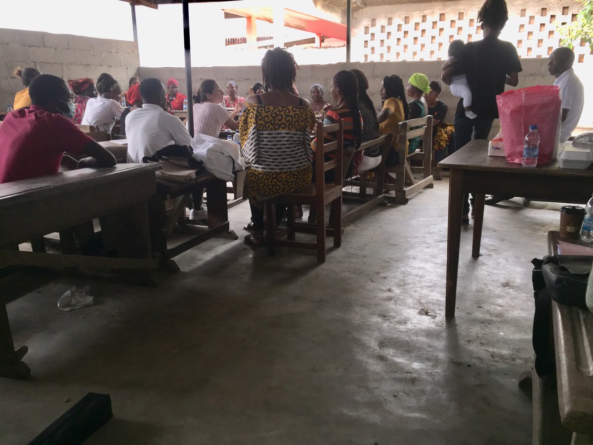 BecauseAmNappy's tweet photo. Le débat sur les violences chirurgicales et obstétricales se poursuit dans la commune de Koumassi @xtechcloud @onufemmesCIV @EngenderHealth @stopauchatnoir 
#stopauchatnoir
#orangezlemonde
#touchapasamasoeur
#OVG
#OnVaGbayer
#16joursdactivismecontrelesviolencesfaitesauxfemmes https://t.co/L1sIoHMdKH