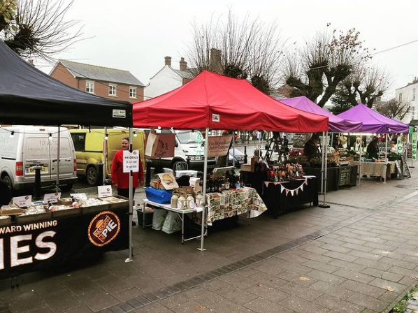 It may be rubbish weather today, but that's not stopping our brilliant local businesses from setting up their stalls this morning for Cullompton's Farmers' Market! So much choice is on offer today so come and visit. We've already bought some fresh fish for dinner, yum!