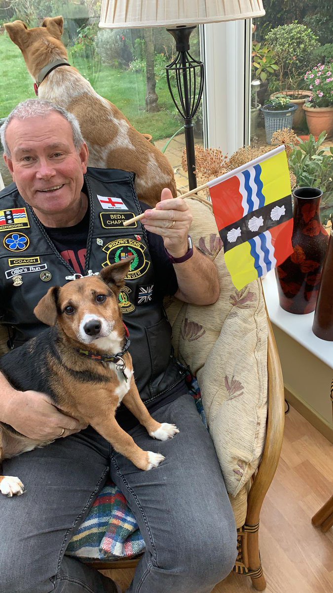 TeachingTalons's tweet photo. Happy #bedfordshireday ! We are SO proud to be a #bedfordshire based business! Check out the @FriendsofBeds website for recipes, printable flags and more! We have made #chocolatetoothpastetart , dug out our #bedfordshirelace and Russ is sporting his #biker jacket with Beds patch! https://t.co/e1eWimG9yO