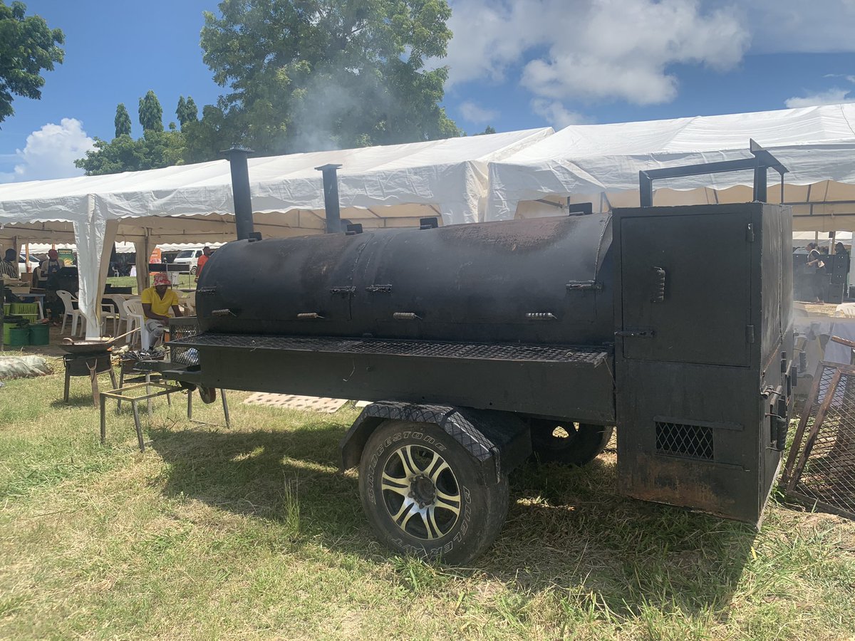 thee_garden's tweet photo. Leo tumewasogezea huduma zetu hapa #TOTBonanza. Ukifika njoo kwenye banda letu upate chakula safi na Salama. 

#TheeGarden https://t.co/0qy1QjesTO