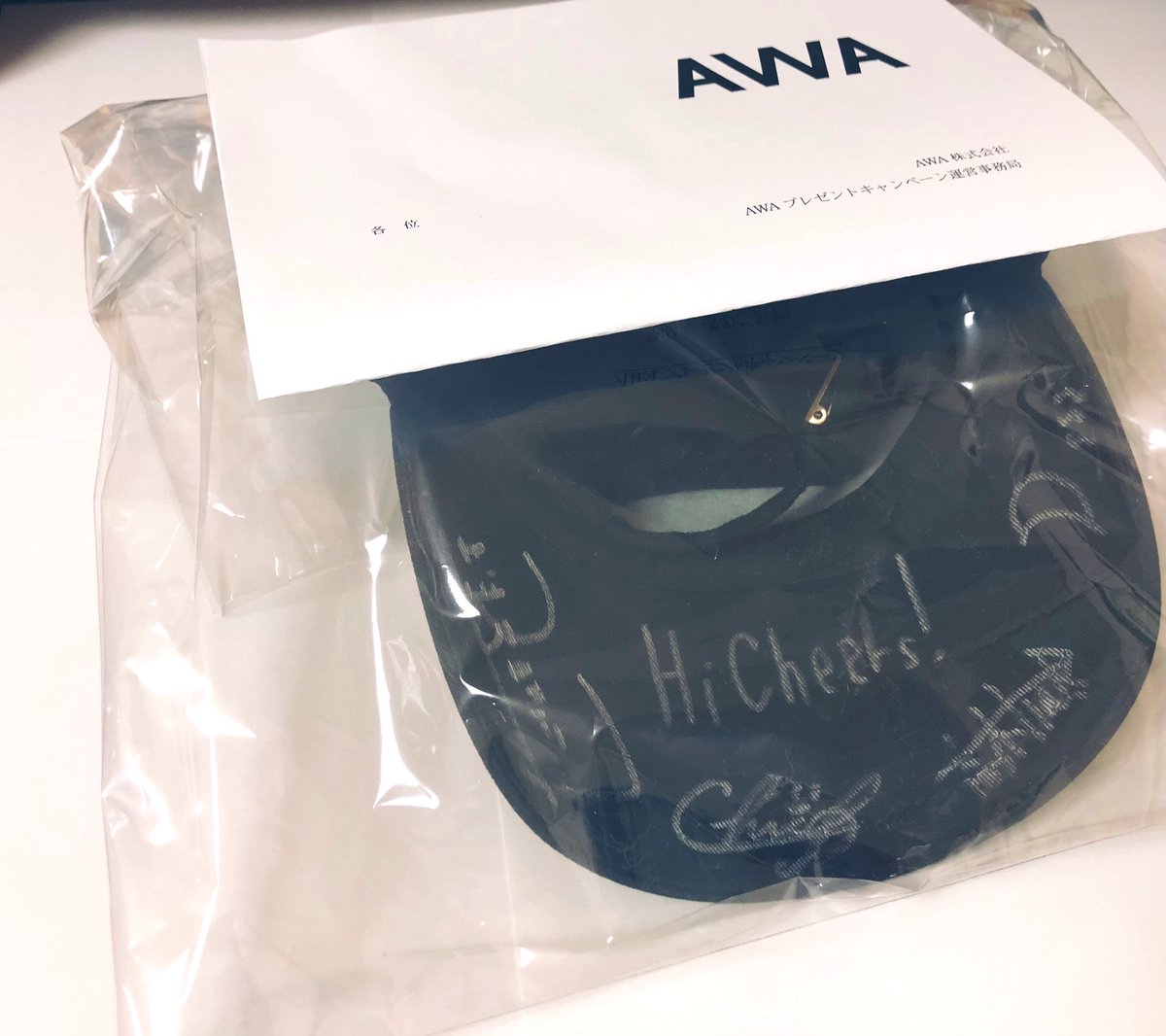 sirousagi01045's tweet photo. AWA(@AWA_official )プレゼントキャンペーンのHi Cheers!直筆サイン入りキャップ届いた！！！
これは家宝🥰
大切にします📸🧢 https://t.co/4P7PywrXJH