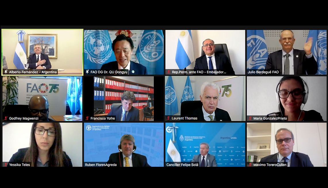 En la firma del acuerdo histórico con Argentina, promovemos la seguridad alimentaria y nutricional, e impulsamos la sostenibilidad y la resiliencia ambiental de los #SistemasAgroalimentarios, para combatir el #CambioClimático. 

Aquí la nota de prensa
fao.org/americas/notic…