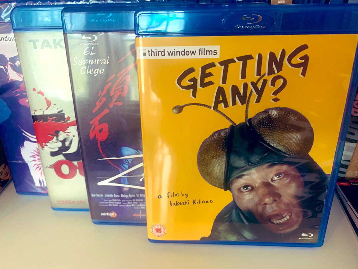 rgmorallon's tweet photo. El otro #TakeshiKitano, el clown japonés, el “manzai” en un film que no protagoniza pero que aparece en la gran payasada que es el film #GettingAny (1994)mezclando géneros. Pretensiones? Cero. Se trata de reírse de uno mismo https://t.co/iLB5P0sZ0t