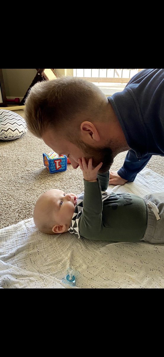 jmiddlen's tweet image. master hair puller with a death grip.
“ronan, it hurts but if you like it, you can keep doing it.”