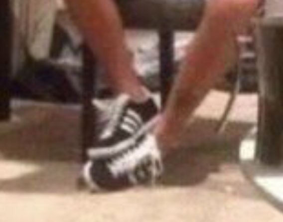 louis tomlinson doing that thing with his feet; a thread