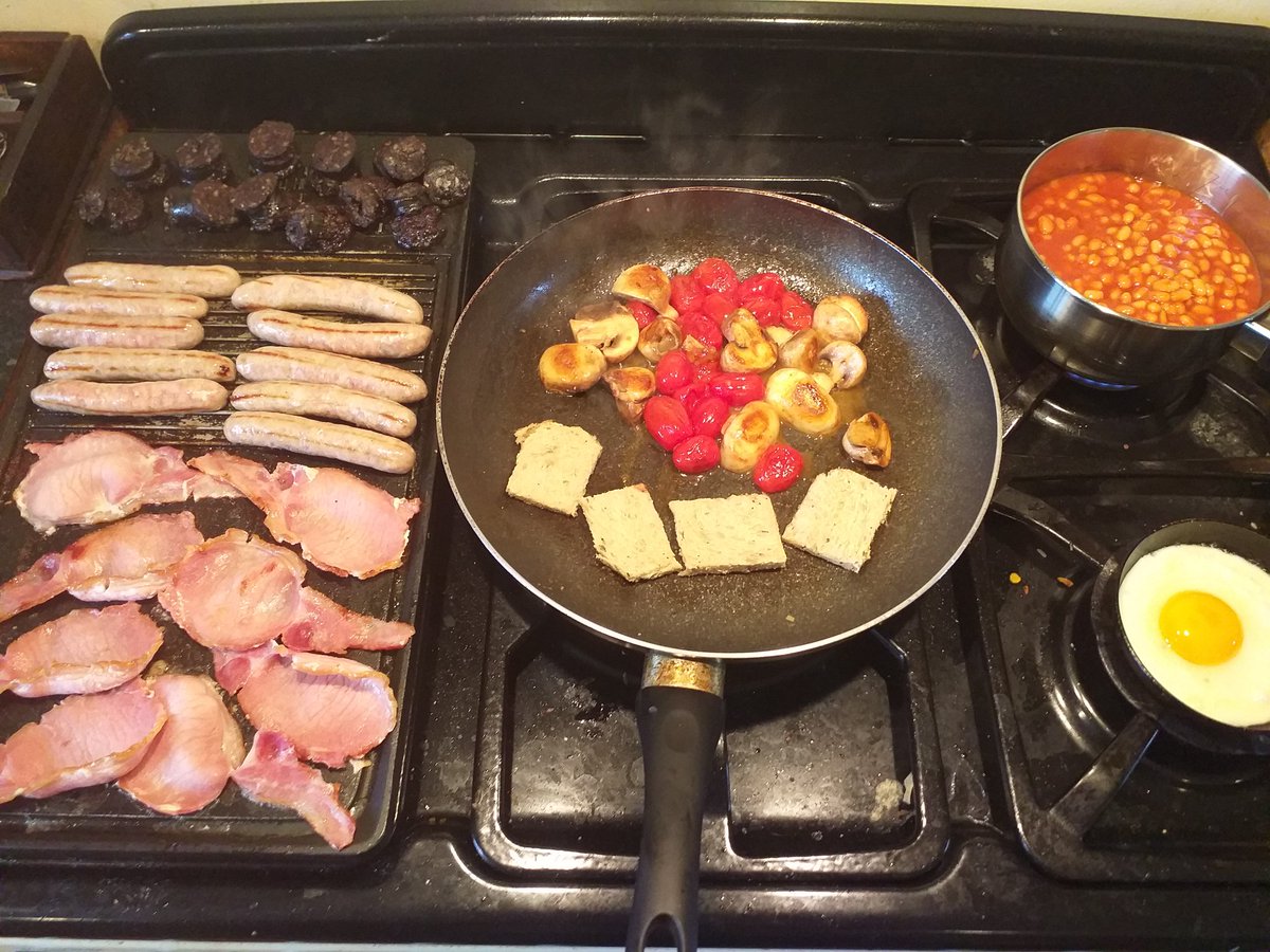 JenniKeer's tweet photo. Ahhh... the long term investment that is childrearing, now finally paying dividends in the #teenage years.
Hope he's planning to clean the hob afterwards...
#messychef #friedbreakfast #lovemyfamily #SaturdayMorning #mumofboys https://t.co/zLtJmRUJo8