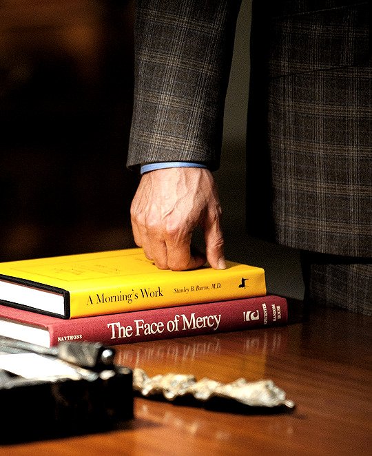 mads mikkelsen veiny hands a much needed thread