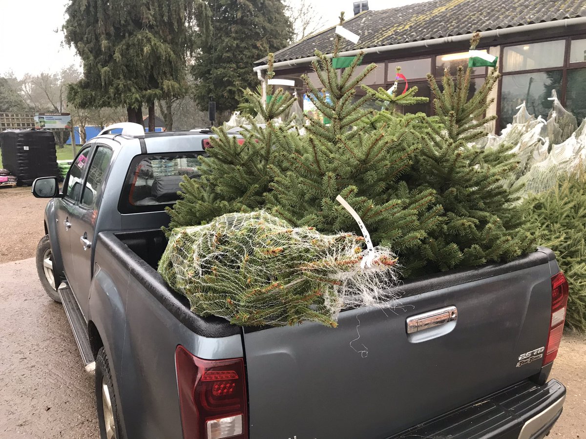 oaklleyns's tweet photo. A different type of delivery this morning. @mediafinborough 🎄🎄🎄🎄🎄🎄🎅 https://t.co/KBt1gyadyA