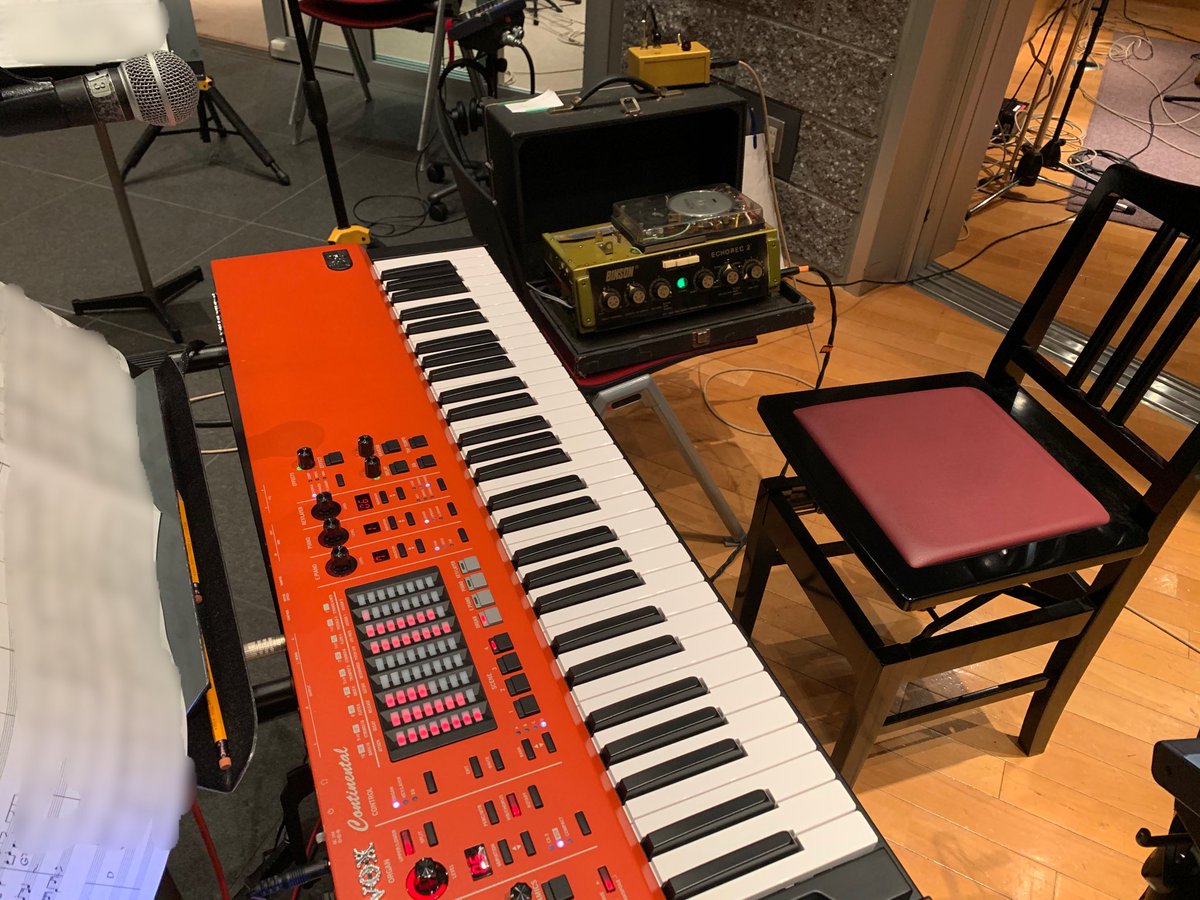shimadamasanori's tweet photo. 今日も今日とて素敵な楽曲になりました!
VoxとBinson Echorec の組み合わせ最高やったー!
#vox
#continental
#korg
#binson
#echorec
#acmeaudio
#motown https://t.co/GopmzqTv3Q