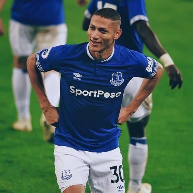 Richarlison is close to launching a training centre in his hometown, while distributing 1000 care packages in the region in 2020 alone. He has also helped the parents of cancer patients in Barretos, São Paulo.