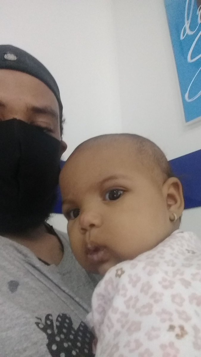 DigaumO's tweet photo. Nois bolado no dentista... Kkkkkkkk https://t.co/Ovme4d6qJJ