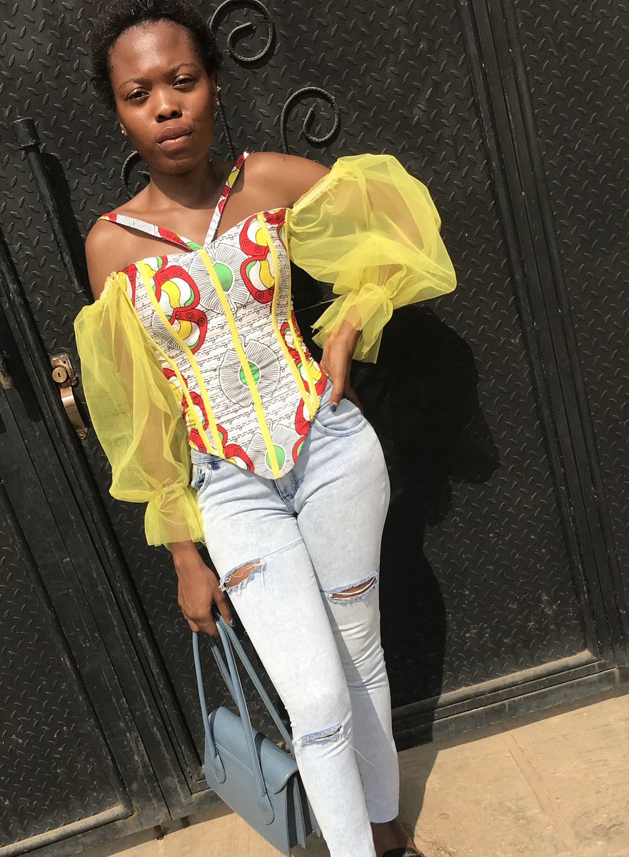 Kneemorthar's tweet photo. Nothing serious Just showing off the top I made😁✂️ https://t.co/lVqy1eQC9d