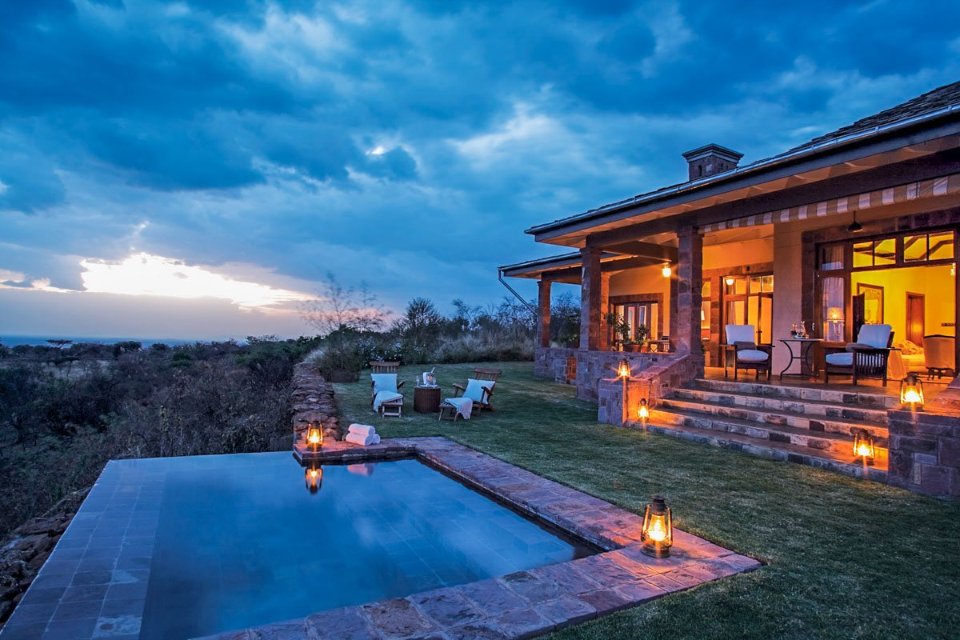TanzaniaDigest's tweet photo. #TOURISM: Tanzania's Singita Sasakwa Lodge has been declared the World’s Best Safari Lodge 2020.

The announcement was made during the Annual World Travel Awards Grand Final 2020.

The Lodge is located in the Great Serengeti National Park, comprising of seven cottage suites. https://t.co/n3xs1p98e3