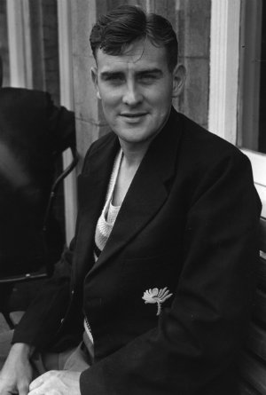 +Ray Illingworth:He is currently the oldest living cricketer who had played at least one ODI.+