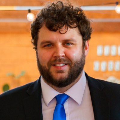 GNDM_GAMER's tweet photo. @efapaudio @efapmemes
I recently watched EFAP #03, and I'm surprised no one brought up that John Mactintosh looks like Brooks Heatherly (No Bullshit) 😆
#efapmemes https://t.co/zomTvHseIS