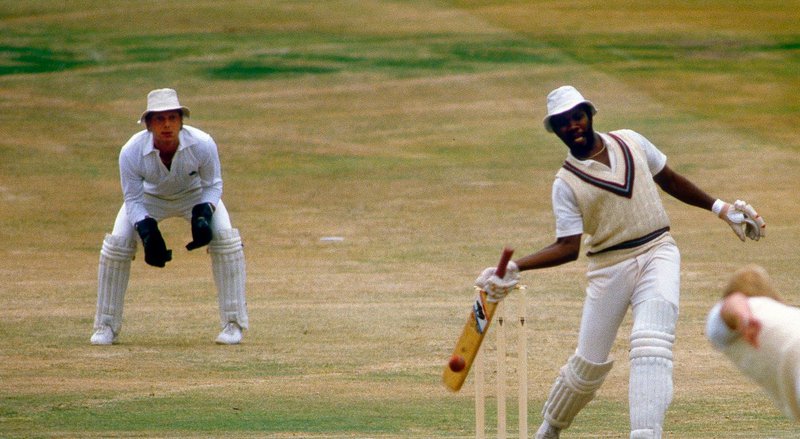 +Malcolm Marshall:A person who don't require any introduction. Simply the best & the most accomplished test bowler of the modern era.His Test bowling average of 20.94 is the best of anyone who has taken 200 or more wickets.Particularly picked this picture for his courage+