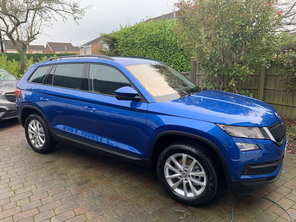 al_gray25's tweet photo. Skoda Kodiaq @EAutoglym @autoglym LIfeshine, new car protection @SKODAUK https://t.co/YZdBzJXDN6 @doncaster_uk @yorkshire_hour @VisitYork @Sheffieldis @hulllive @chesterfielduk https://t.co/m3db1G1K02