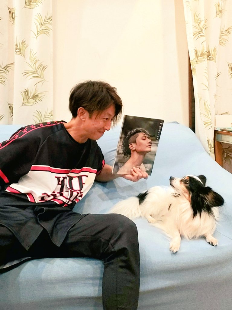 日置将士 今日は樽美酒研二さんの誕生日らしいぞ ちょうど40歳だって めでたいよなぁ 研二さん おめでとうございま す 樽美酒研二 ゴールデンボンバー