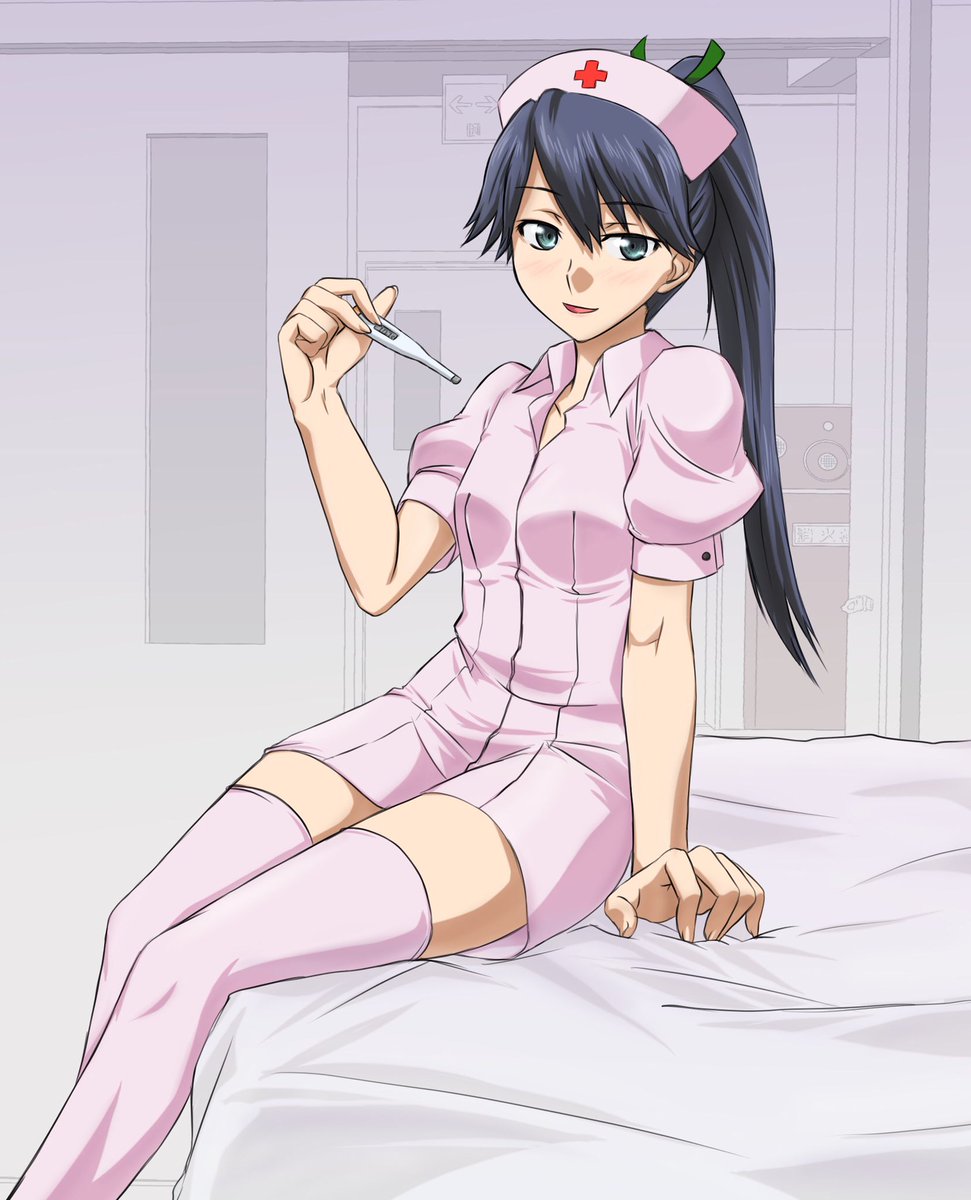 あえて加賀さんは外す
 #いいニーハイの日 