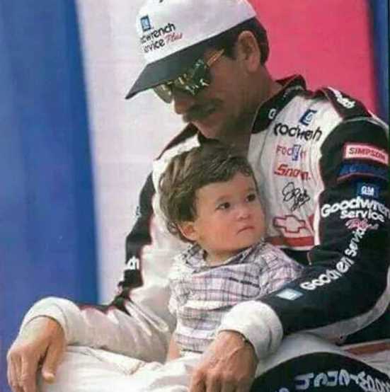 NASCAR's tweet photo. We've seen him grow into a champion.

🎉 Happy birthday, @chaseelliott! 🎉 https://t.co/tCxNkqCnjR