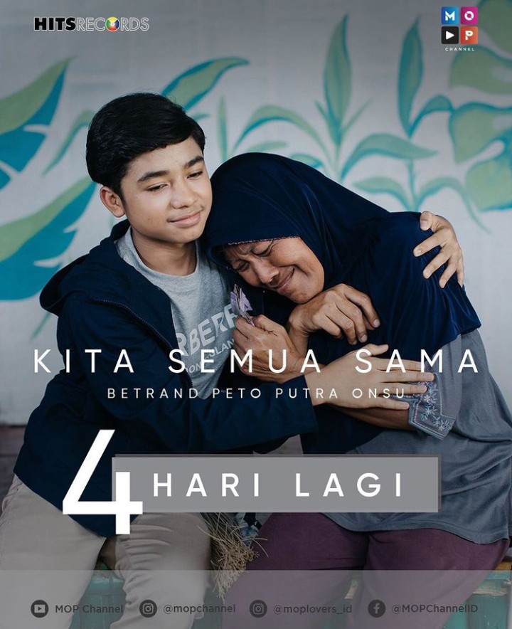 bentoxbensu__'s tweet photo. 4 hari lagi !!! Tanggal 2 Desember  video klip  @betrandpetoputraonsu yang berjudul "kita semua sama" akan tayang. Video klip ini akan tayang di YouTube MOP Music Channel. Subscribe YouTube MOP Channel &amp; YouTube MOP Music Channel. Dan follow Instagram @mopchannel &amp; @mopmusic_mop https://t.co/YqndI4eOiJ