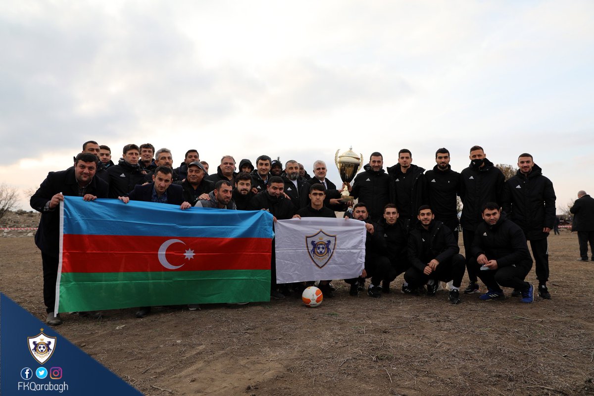 FKQarabagh's tweet photo. EVİMİZDƏYİK ! ⚽💪🇦🇿

#QarabağFK #QarabağAğdam #QarabağAzərbaycandır #KarabakhisAzerbaijan https://t.co/wNg9q8E7ut