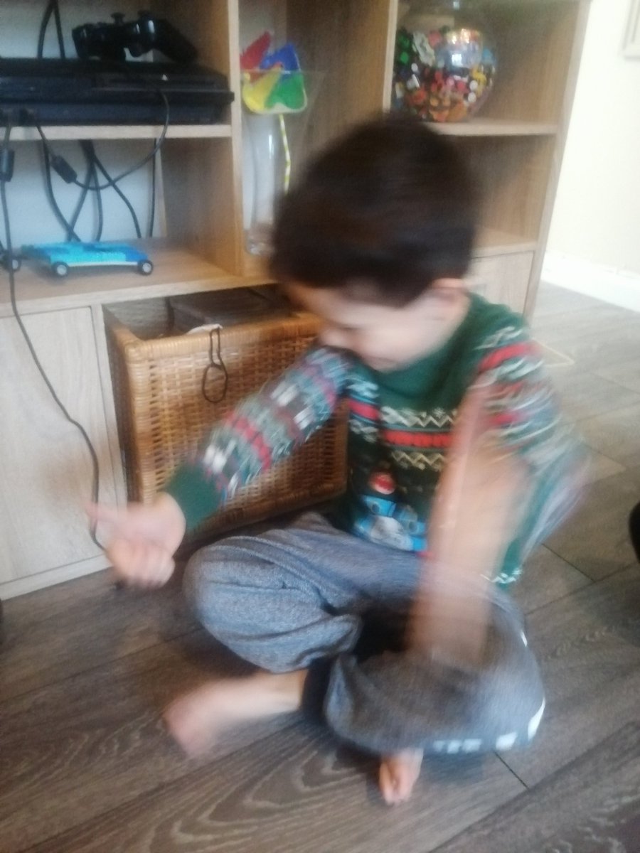 CycleTec76's tweet image. The little fella wanted a train around the tree this year, so used his birthday money to buy a @hornby Santa's Express set. One very happy little 6 year old right now! #Christmas2020 #Hornby #TrainTime