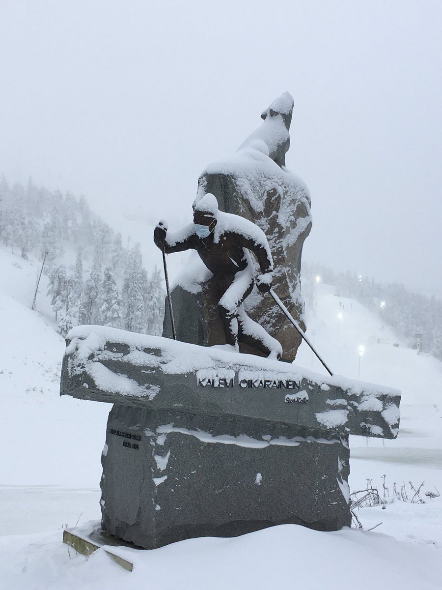 Onhan tämä taas aika karua: hiihtäjä tekee reilun 34min suorituksen, jää 6,5sek. loistavasta suorituksesta ja on itekki äimänä, että miten näin epäonnistuin. No, Susi-Kalle on  kuitenki saanu maskin kasvoilleen. Rauha hänen sielulleen!