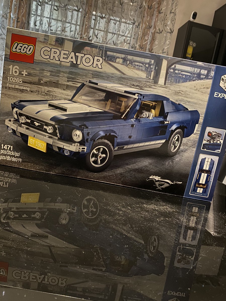 massy11gsxr's tweet photo. Si parte 😍 è il momento che prenda forma e si aggiunga alla collezione❗️#legomustang #legocreator #LEGO https://t.co/hTmLCh4Had