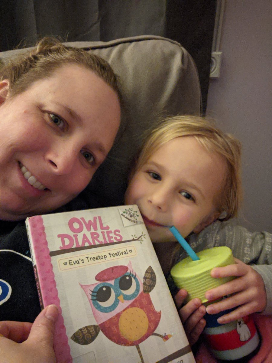 Hi CCS family!  What is everyone reading during our Thanksgiving break? @Principal_DK <a href="/CCSLibraryNews/">Sarah Curran</a> <a href="/CherishDickert/">Cherish Dickert</a> <a href="/CCSpto118/">CCSpto118</a> #ccs118life