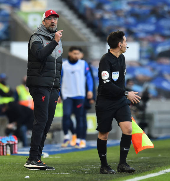 Premier League l
Brighton 1 - 1 Liverpool
-Liverpool a maintenant disputé 4 matchs à l'extérieur de PL sans victoire, pour la première fois depuis 2017.
VS Aston Villa 7-2 Croix
VS Everton 2-2 Poignée de mains
VS Man City 1-1 Poignée de mains
VS Brighton 1-1 https://t.co/NWDLIvWom2