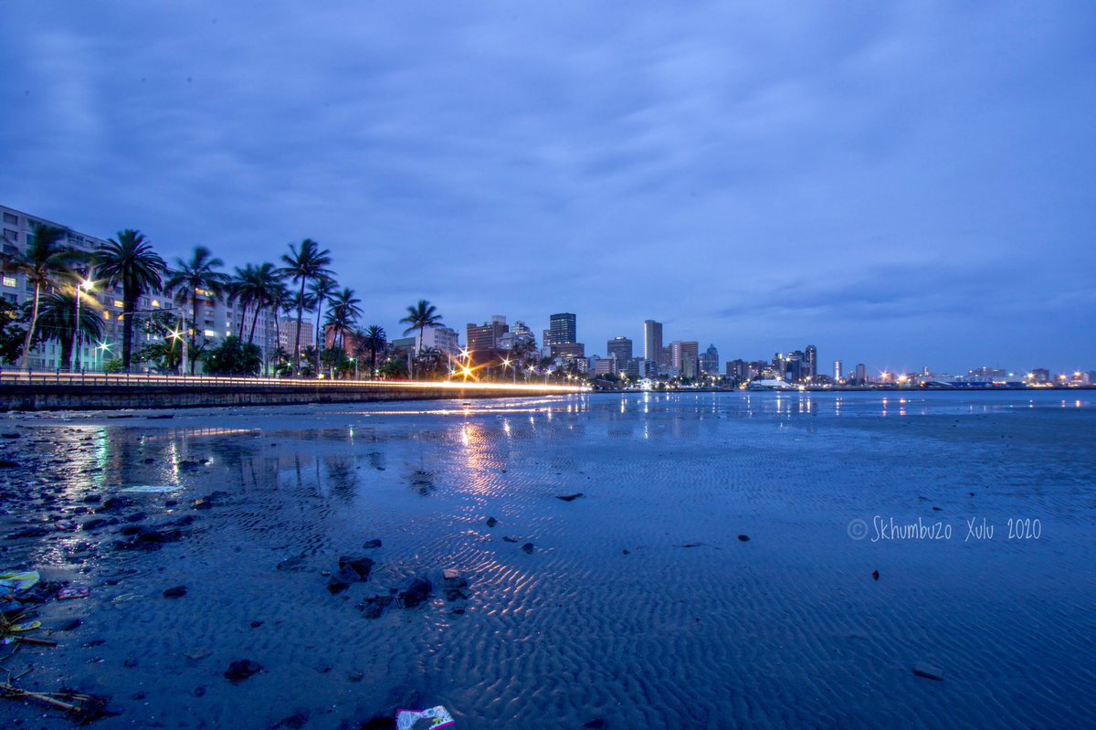mccoovane's tweet photo. Durban at night #kzn #durban #sa #longexposure #canonsa #manffrottosa #hellodurban #cameratek #durbanhasmore https://t.co/fBN85qBsnm