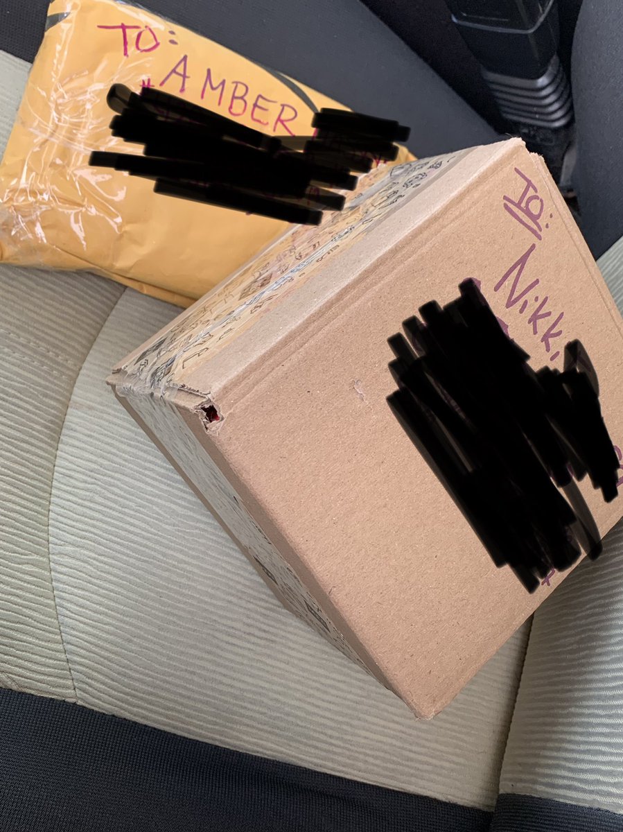 p782203's tweet photo. Went to the post office today.  Let the obsessive parcel tracking begin 😜.  #HolidayMail #ItsNotEvenDecemberYet #HappyChristmas https://t.co/EsMVxbXpY2