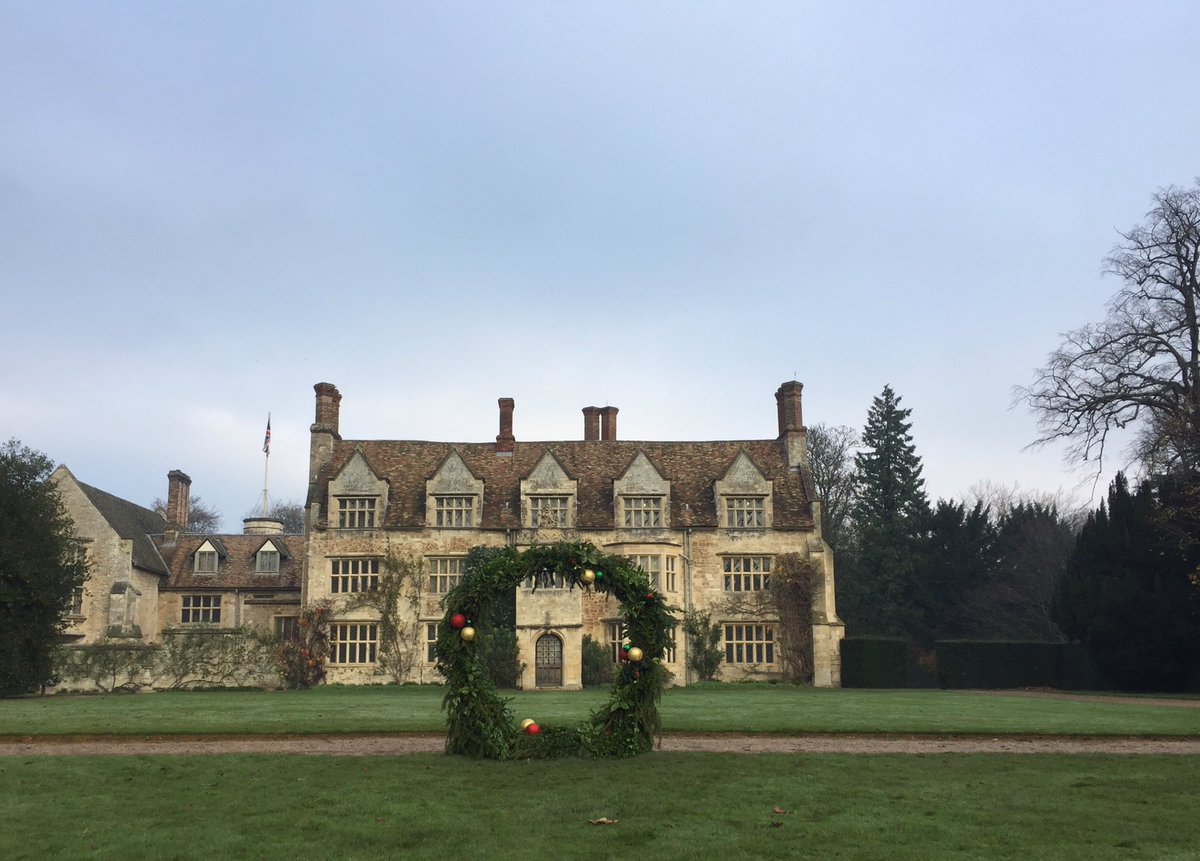 rwoman11's tweet photo. House and #lodemill @AngleseyAbbeyNT today @nationaltrust @East_England_NT #angleseyabbey #nationaltrust https://t.co/xDpkR6S3h3