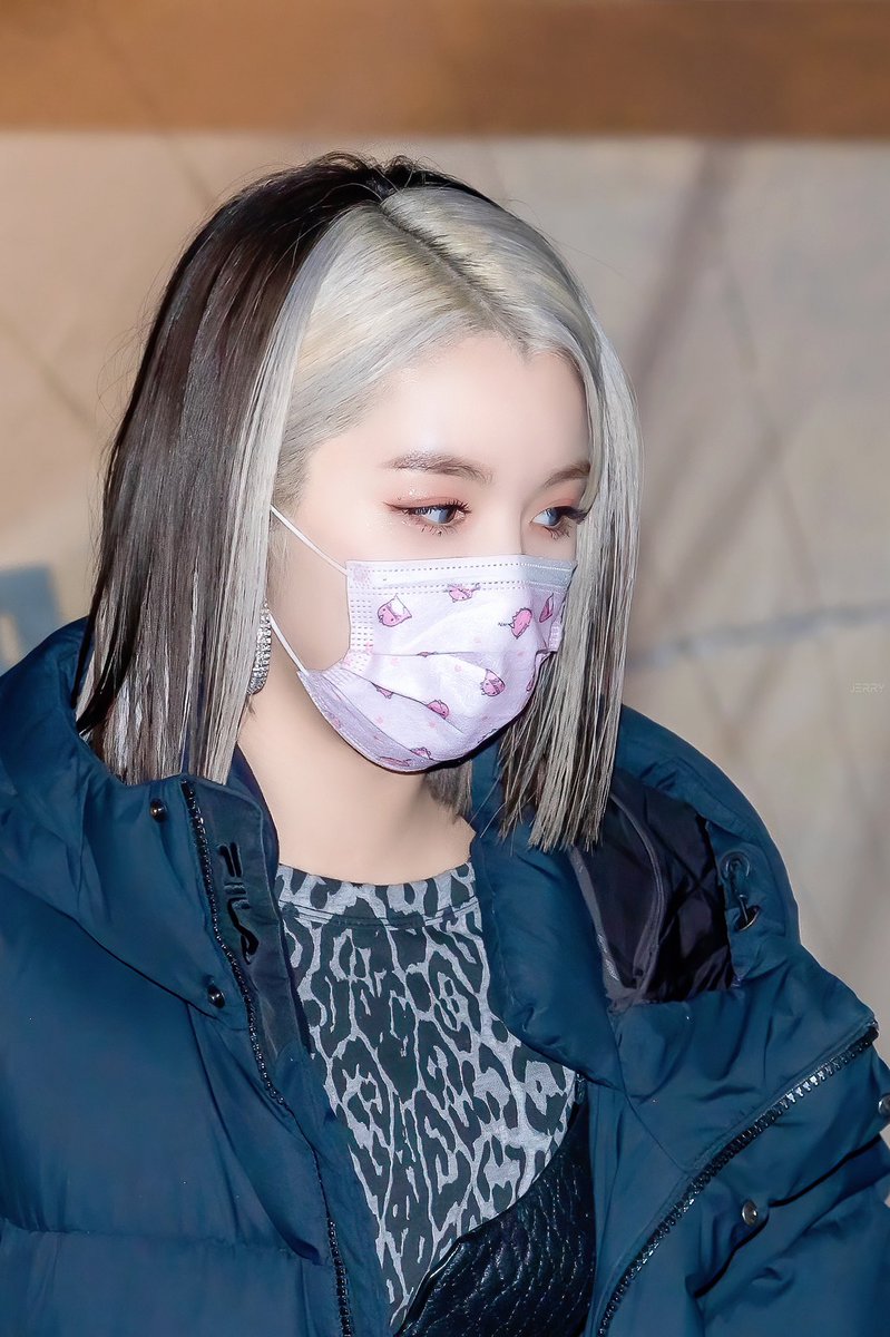 wooahbr's tweet photo. 📸 - 28.11.20: Lucy após fanmeeting online hoje.

cr.:  TommJJerry https://t.co/5R4aow6ssm