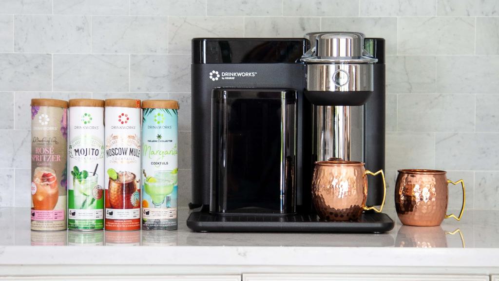 Happy Hour at home has never been easier. 
📸 : <a href="/Shabbyfufu/">shabbyfufu</a> 
#Drinkworks #SaturdayVibes