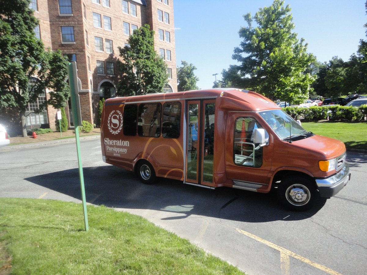 sgi_graphics's tweet photo. We have completed about any type of buses and RVs around the country: coach buses, school buses, airport shuttles, hotel shuttles, double decker buses- just to name a few. #buswrap #busgraphics #vehiclewrap #vehiclewrapping #vehiclewrappers #sheraton #3M #graphicarts #sgigraphics https://t.co/0VEFSVcS9T