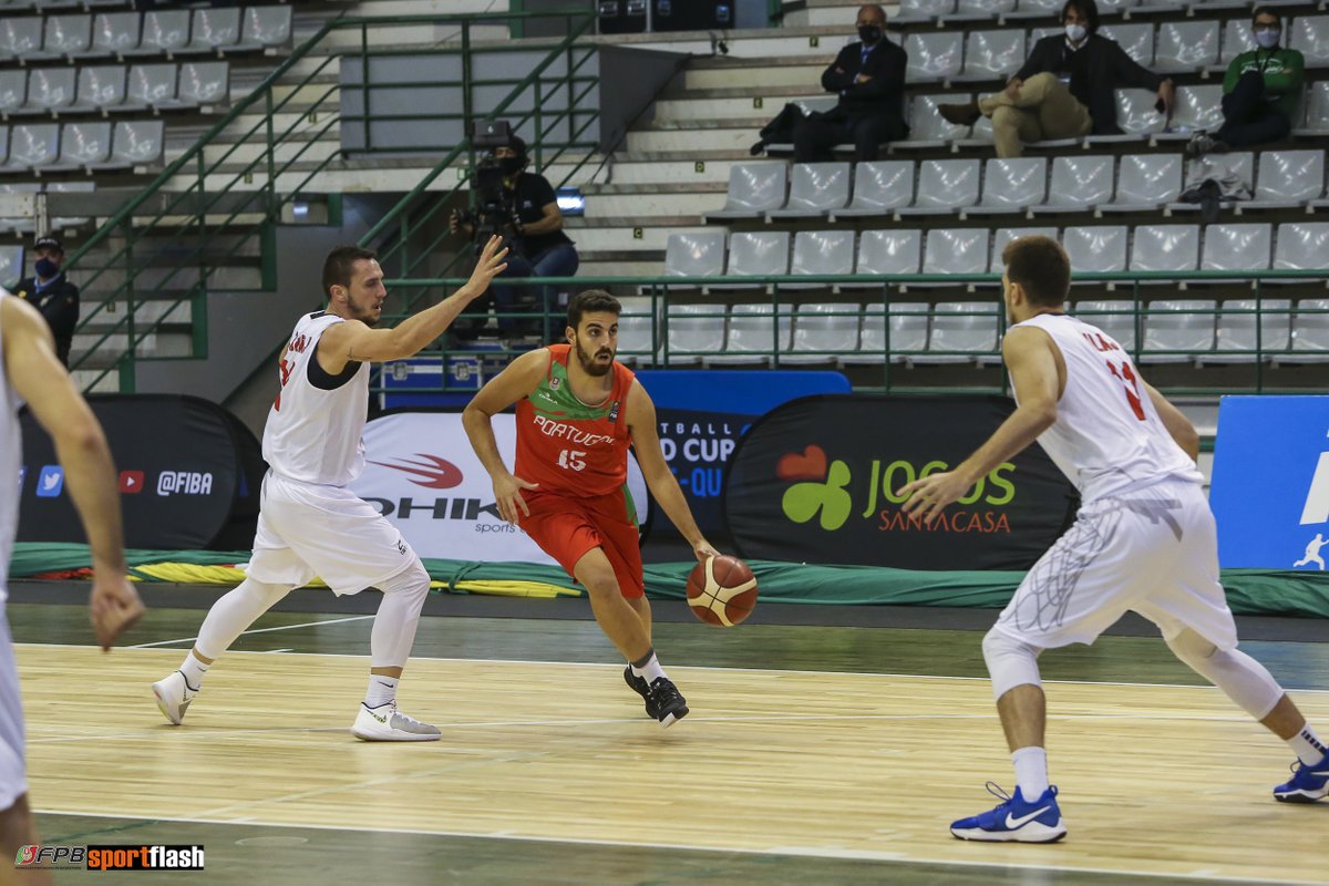 fpbasquetebol's tweet photo. 🏀 Albânia 🇦🇱 70-88 🇵🇹 Portugal
🏆 Pré-qualificação @FIBAWC 2023
📍 Centro de Desportos e Congressos de Matosinhos
💪 Diogo Ventura (14pts, 4res, 7ast)
📊 https://t.co/UoZWE6IUtm
📺 @RTP2 / https://t.co/ELkmfUjphl

#SomosBasquetebol #FIBAWC https://t.co/xnV9yQiQB8