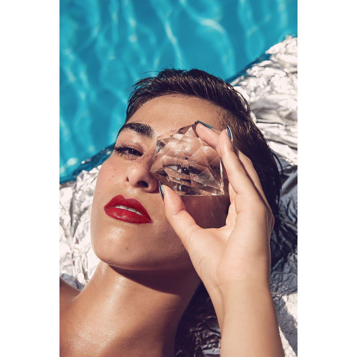 VictoriaTozzi's tweet photo. AURORA CHAPTER 01: PRISM 

Creative Director: @victoriatozzilidster_
Photographer : @khaled_hamdy 
Stylist &amp; Art directior: @nadadahab 
MUA: @nouranbarghash
Producer: @hazem.elabd
Model: @nataliadybich 

#aurora #fashionshoot #creative #campaignlaunch #culturalappreciation https://t.co/pV4TT9kjJ9