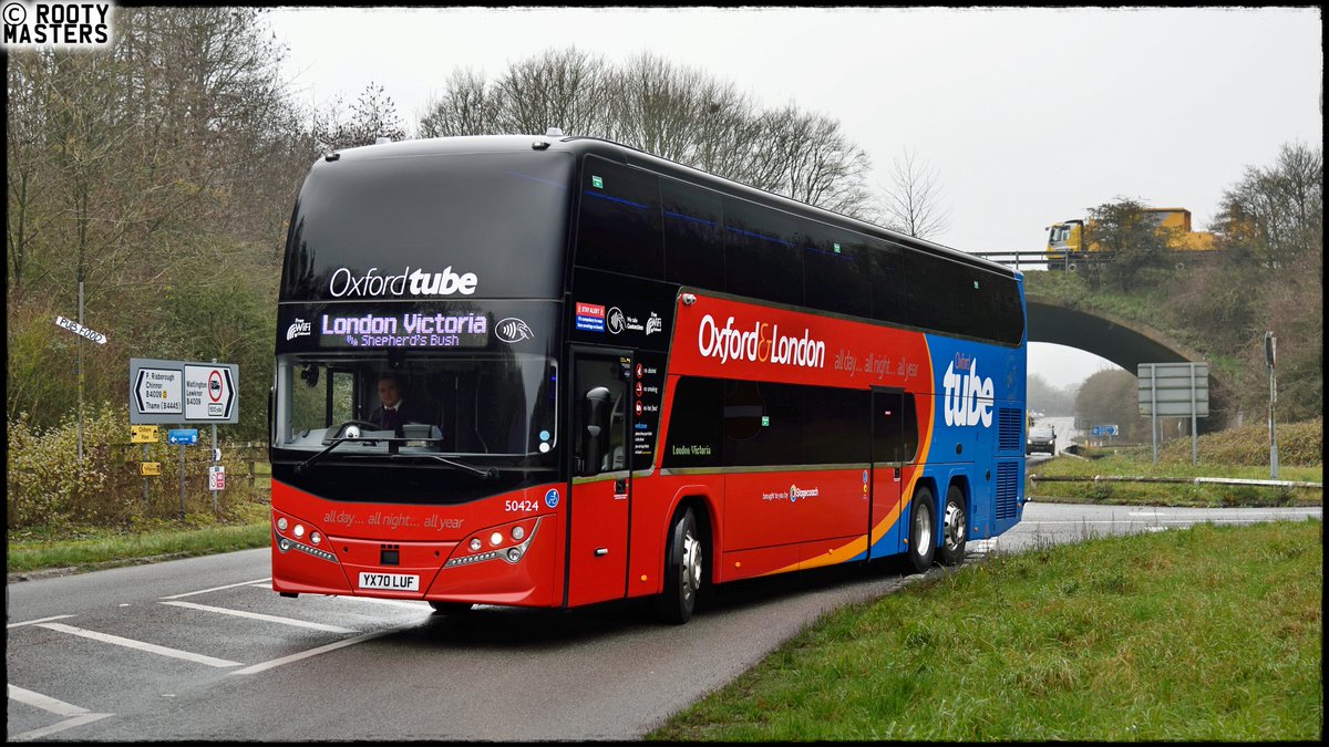 rootymasters's tweet image. Stagecoach launched 5 of their brand new Volvo B11RLET / Plaxton Panorama coaches onto the Oxford Tube route today (28/11/2020). 50421-25 were out and about brightening up a very dull day! @Oxford_Tube @Plaxtoncoach @VolvoBusUK