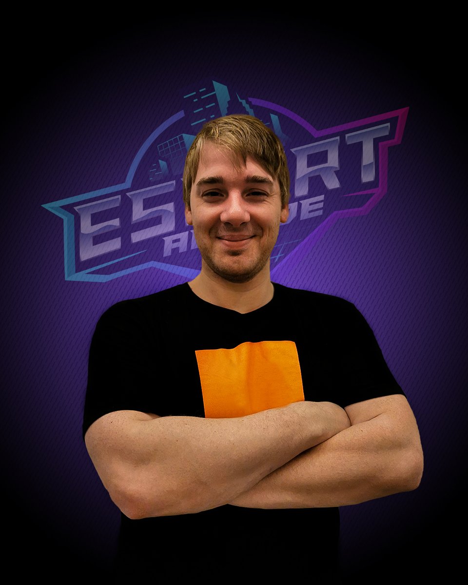 EsportArcadeDE's tweet photo. Wir stellen euch heute den nächsten Streamer in der @EsportArcadeDE vor: RoXxXa (@Roxxxa4). Der 33-jährige spielt am liebsten Shooter wie CS: Go oder Valorant. Der Mann mit jahrelanger Shootererfahrung nimmt euch mit in rasante Schlachten und spannende Duelle. #Twitch #Games https://t.co/MCtfRMni6h